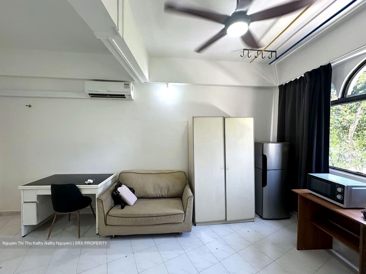 Sims Avenue (D14), Apartment #580190501